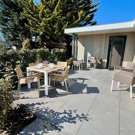 Beachhouse Aan Zee Ferienhaus
